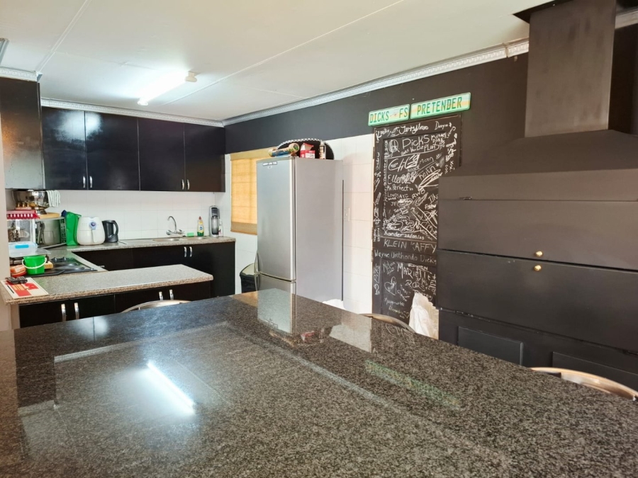 4 Bedroom Property for Sale in Bayswater Free State
